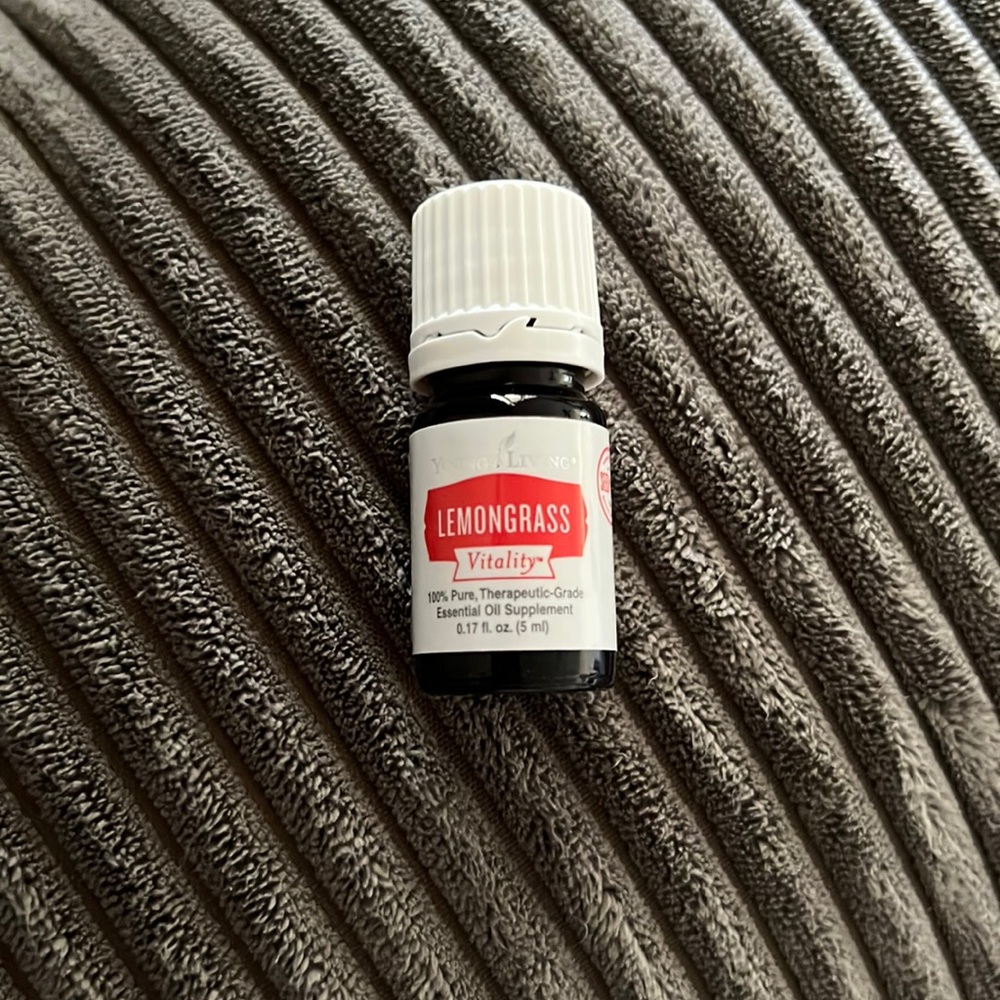 Young Living Lemongrass essential oil